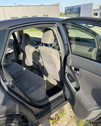 Toyota Prius cena 34000 przebieg: 277500, rok produkcji 2011 z Gdańsk małe 92